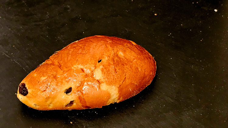 Rosinenbrötchen