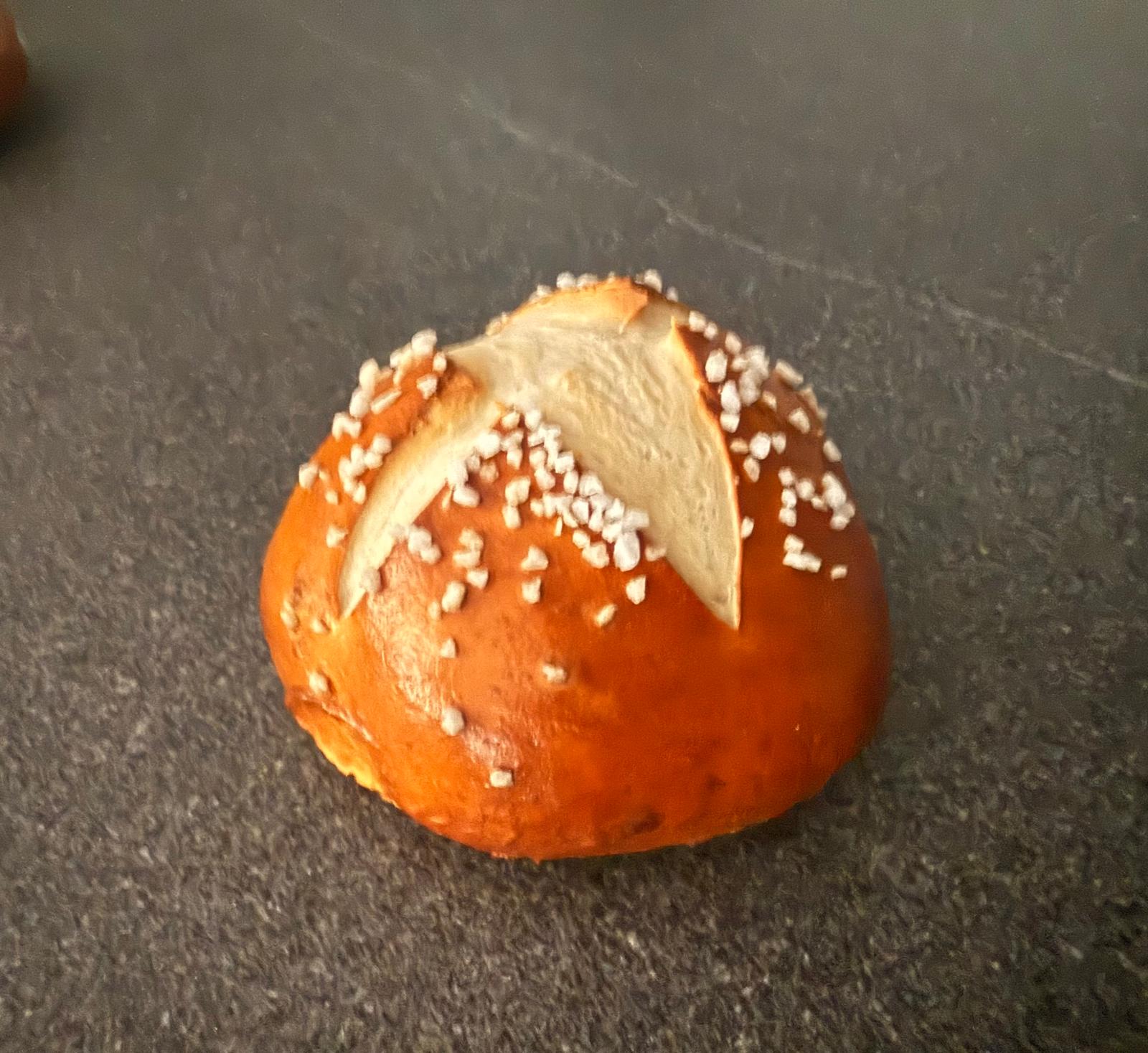 Laugenbrötchen<br />
